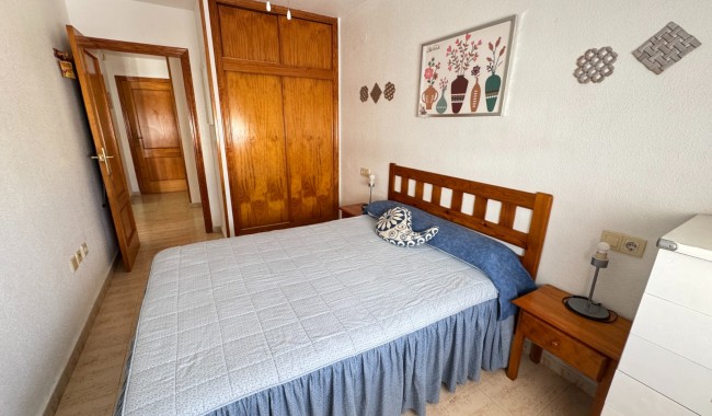 Sprzedaż - Apartament - Guardamar - Town Guardamar