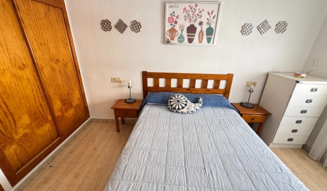 Sprzedaż - Apartament - Guardamar - Town Guardamar