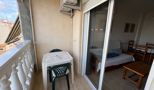 Sprzedaż - Apartament - Guardamar - Town Guardamar