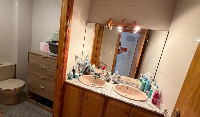 Sprzedaż - Apartament - Guardamar - Plaza Porticada