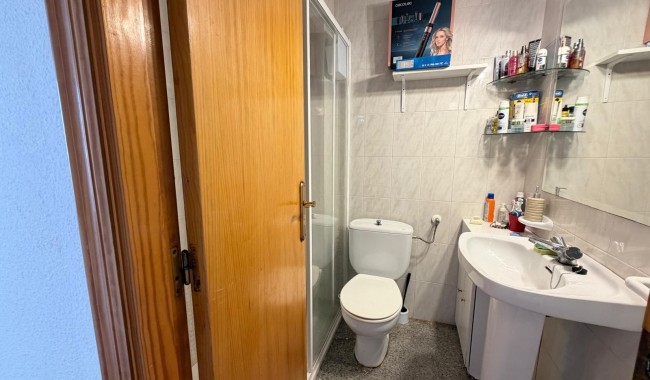 Sprzedaż - Apartament - Guardamar - Plaza Porticada