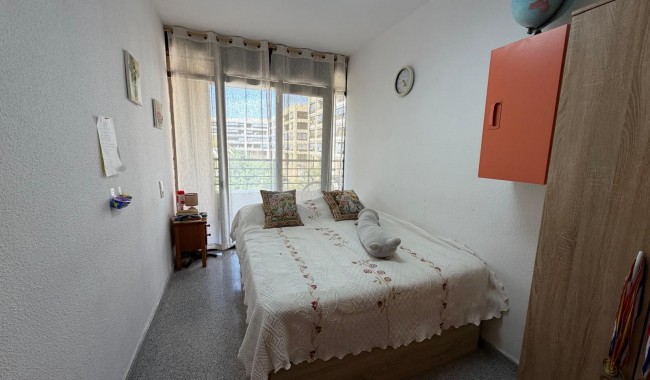 Sprzedaż - Apartament - Guardamar - Plaza Porticada