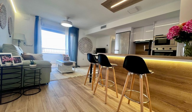 Resale - Apartment - Torrevieja - Punta prima