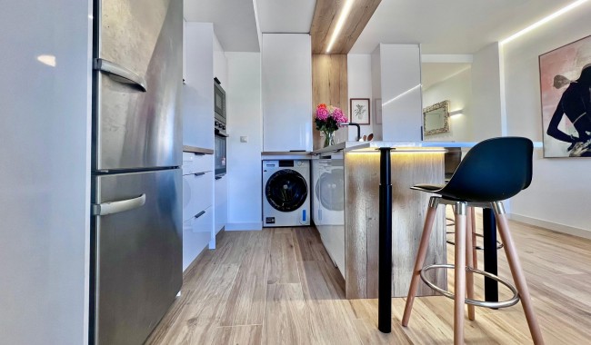 Resale - Apartment - Torrevieja - Punta prima