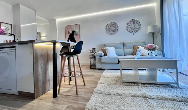 Resale - Apartment - Torrevieja - Punta prima