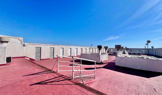 Resale - Apartment - Torrevieja - Punta prima