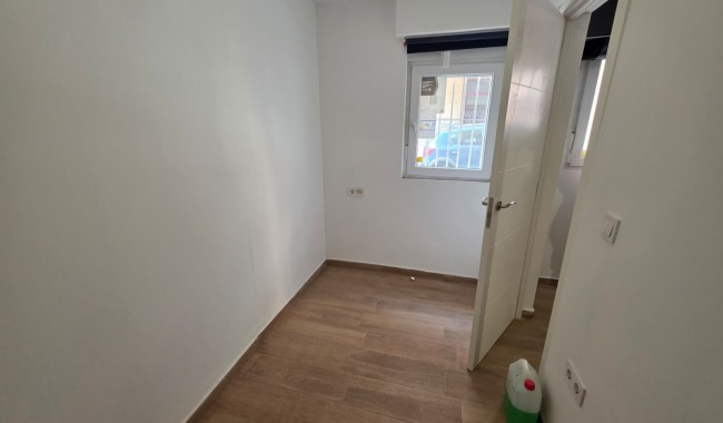 Brukt - Næringslokaler - Alicante - Centro