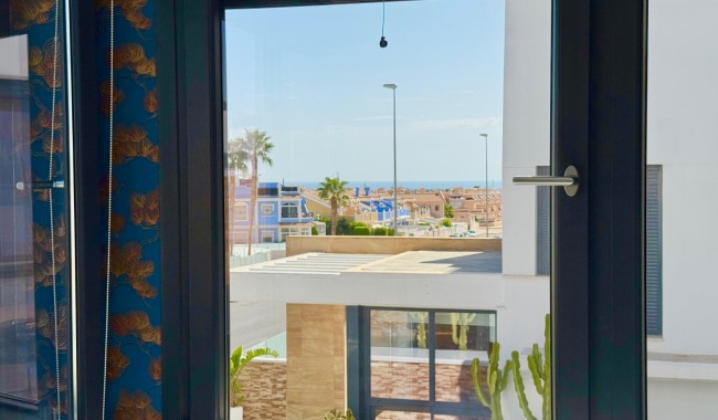 Resale - Villa - Orihuela Costa - Cabo Roig