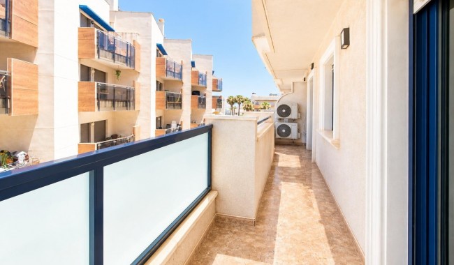 Resale - Apartment - Orihuela Costa - La Regia