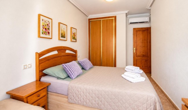 Resale - Apartment - Orihuela Costa - La Regia