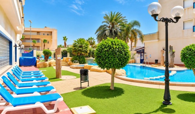 Resale - Apartment - Orihuela Costa - La Regia