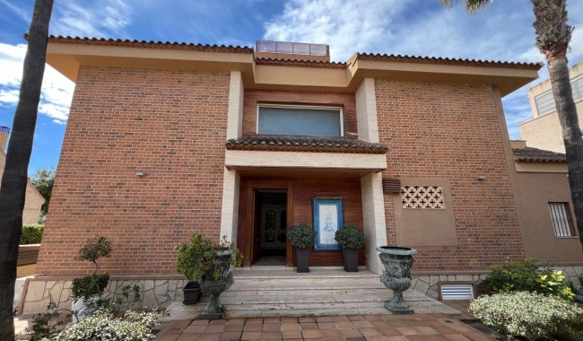 Begagnad - Villa - San Juan de Alicante - San Juan Alicante