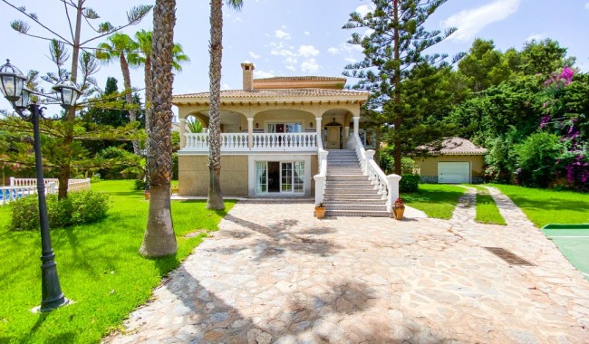 Begagnad - Villa - Villamartín