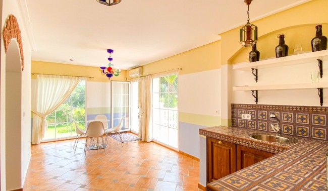 Begagnad - Villa - Villamartín