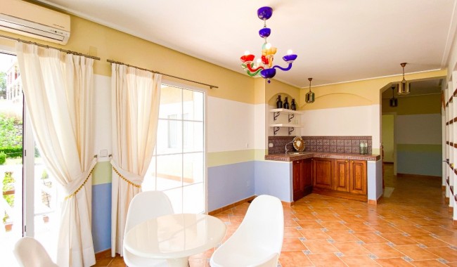 Begagnad - Villa - Villamartín