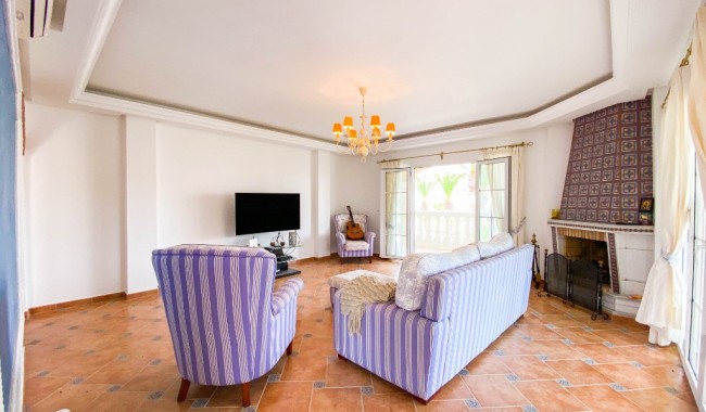Begagnad - Villa - Villamartín
