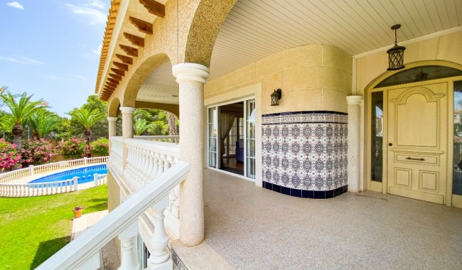 Begagnad - Villa - Villamartín
