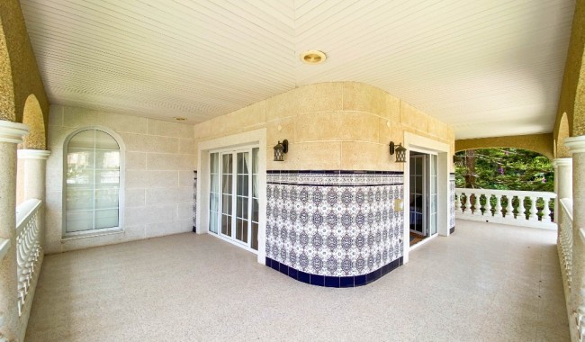Begagnad - Villa - Villamartín