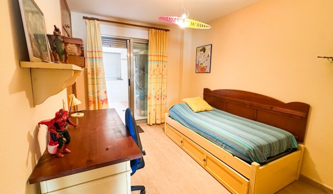 Segunda mano - Apartamento - Torrevieja - Playa de los locos