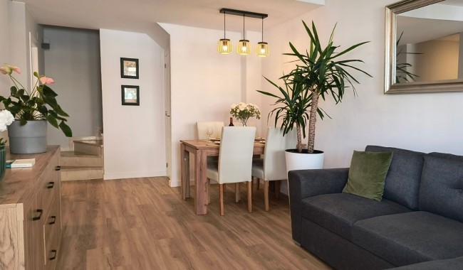 Resale - Townhouse - Alicante - La Florida