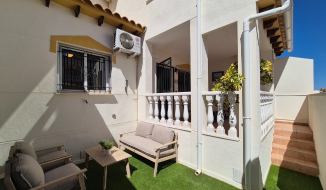 Resale - Townhouse - Alicante - La Florida