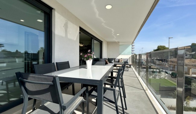 Resale - Apartment - Orihuela Costa - Dehesa de Campoamor