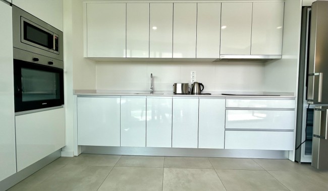 Resale - Apartment - Orihuela Costa - Dehesa de Campoamor