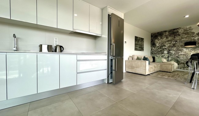 Resale - Apartment - Orihuela Costa - Dehesa de Campoamor