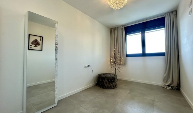 Resale - Apartment - Orihuela Costa - Dehesa de Campoamor