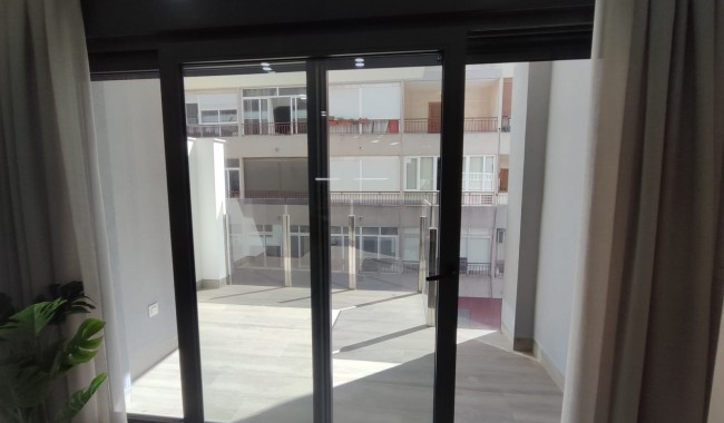 Begagnad - Lägenhet - Torrevieja