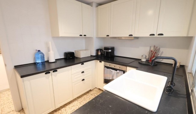 Resale - Apartment - Torrevieja