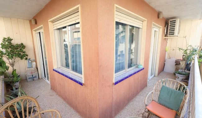 Resale - Apartment - Torrevieja
