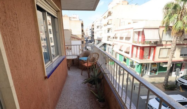 Resale - Apartment - Torrevieja