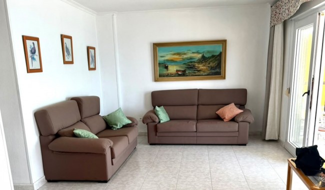 Resale - Apartment - Torrevieja - Playa de los locos