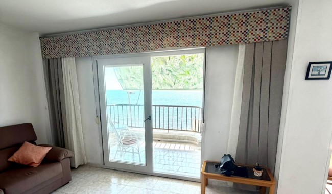 Resale - Apartment - Torrevieja - Playa de los locos