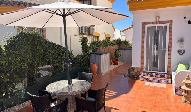 Brukt - Villa - Guardamar - El Campo