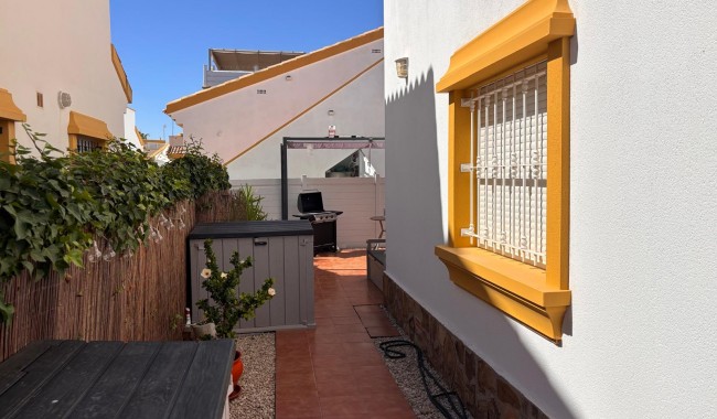 Brukt - Villa - Guardamar - El Campo