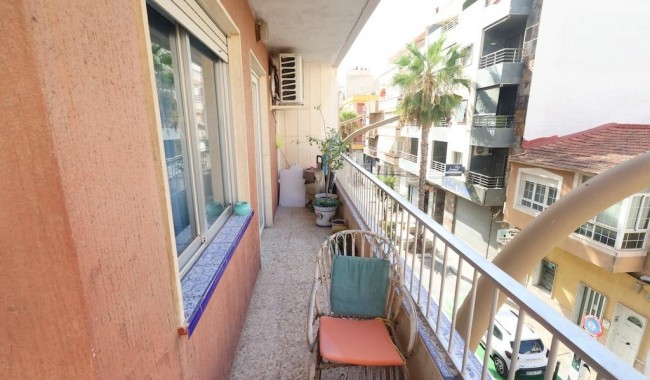 Resale - Apartment - Torrevieja