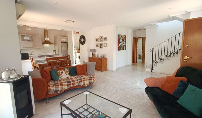 Begagnad - Vertikalt delad - Algorfa - La Finca golf