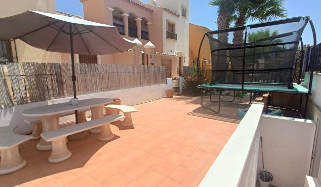 Begagnad - Vertikalt delad - Algorfa - La Finca golf