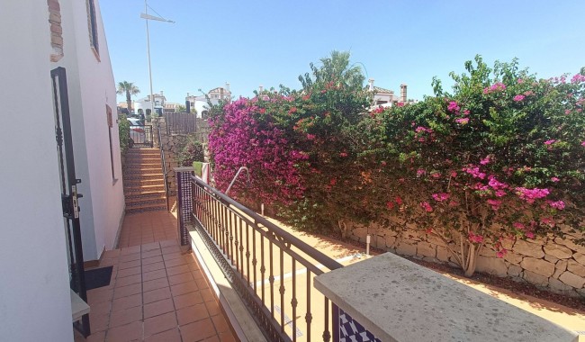 Begagnad - Vertikalt delad - Algorfa - La Finca golf