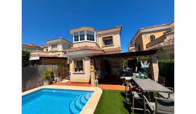 Segunda mano - Villa - Guardamar - Guardamar - El Raso