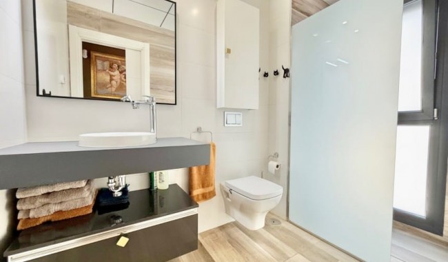 Begagnad - Villa - Cabo Roig