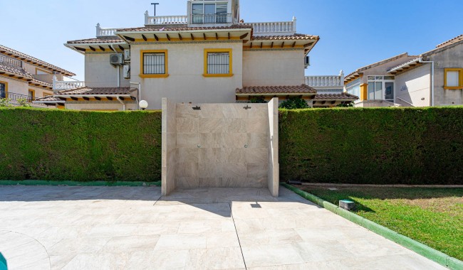 Resale - Apartment - Punta Prima