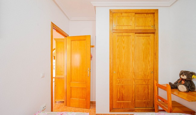 Resale - Apartment - Punta Prima