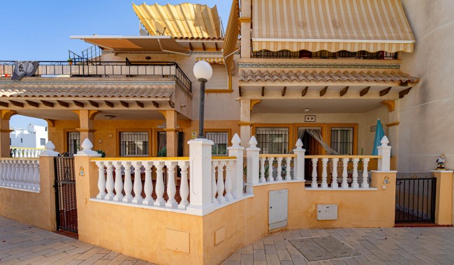 Resale - Apartment - Punta Prima