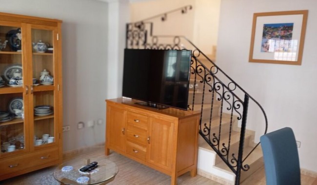 Resale - Townhouse - Daya Vieja