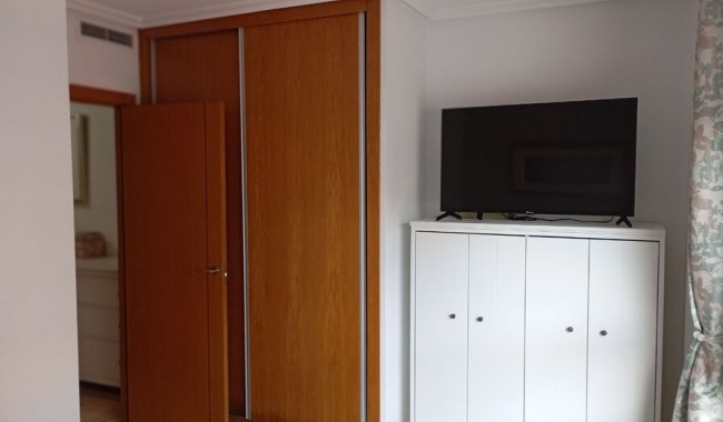 Resale - Townhouse - Daya Vieja