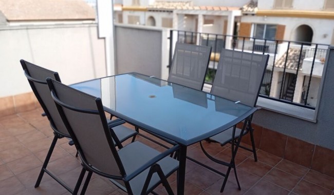 Resale - Townhouse - Daya Vieja