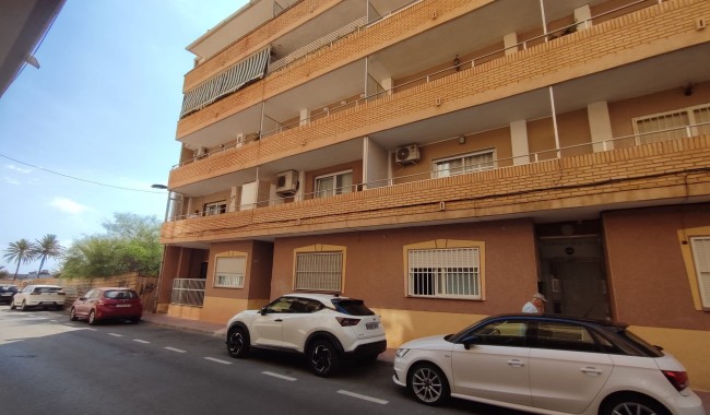 Resale - Apartment - Torrevieja